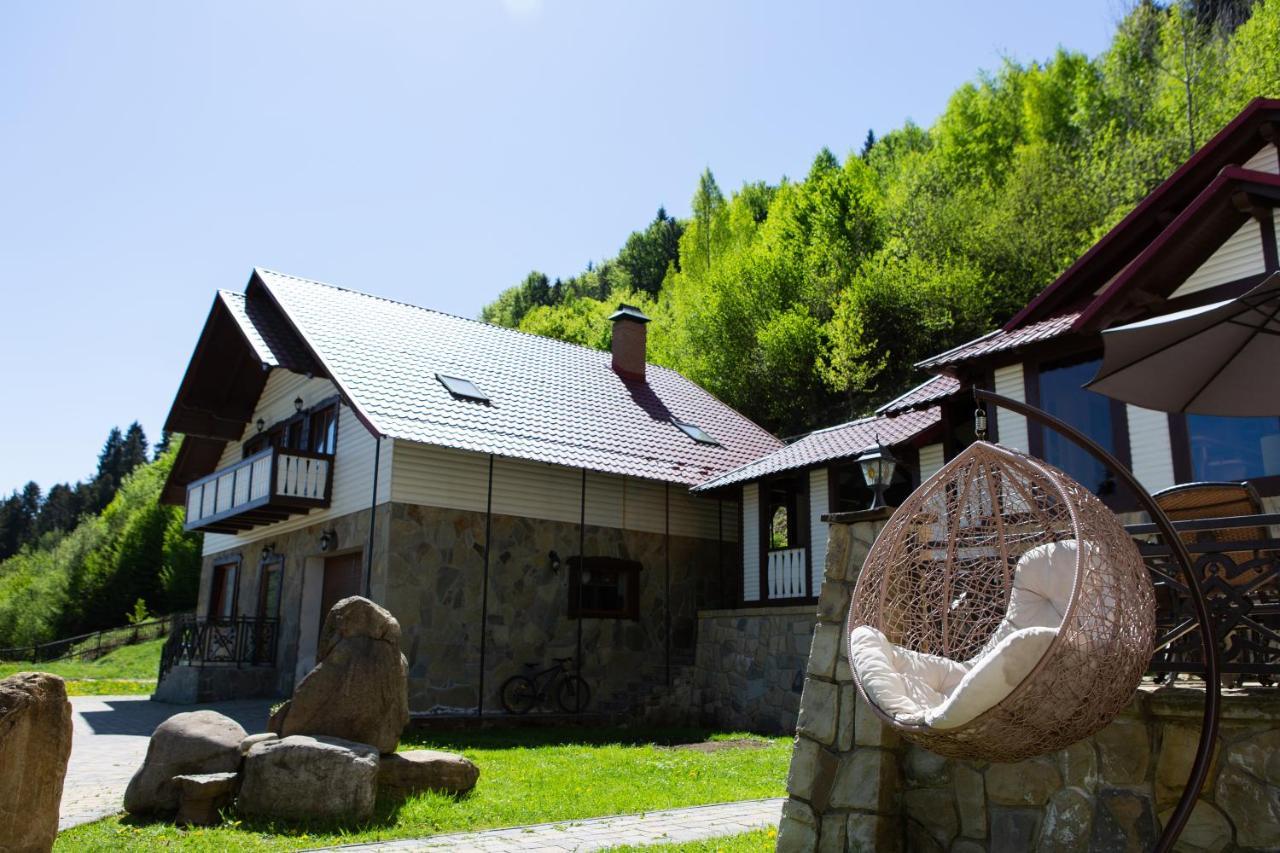 Villa Kamyanka Jaremče Esterno foto