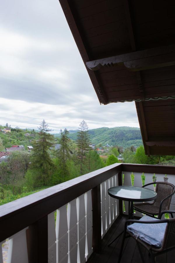 Villa Kamyanka Jaremče Esterno foto
