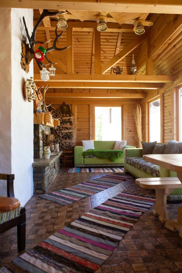 Villa Kamyanka Jaremče Esterno foto